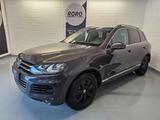 Volkswagen Touareg 3.0 V6 TDI+Pano/STD/Bi-Xenon/2.Hand/Navi - Volkswagen Touareg aus 2010: V6