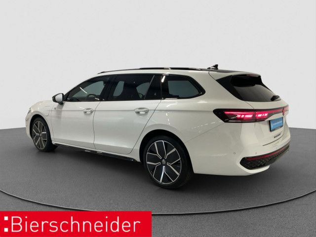Volkswagen Passat Variant - Bild 8