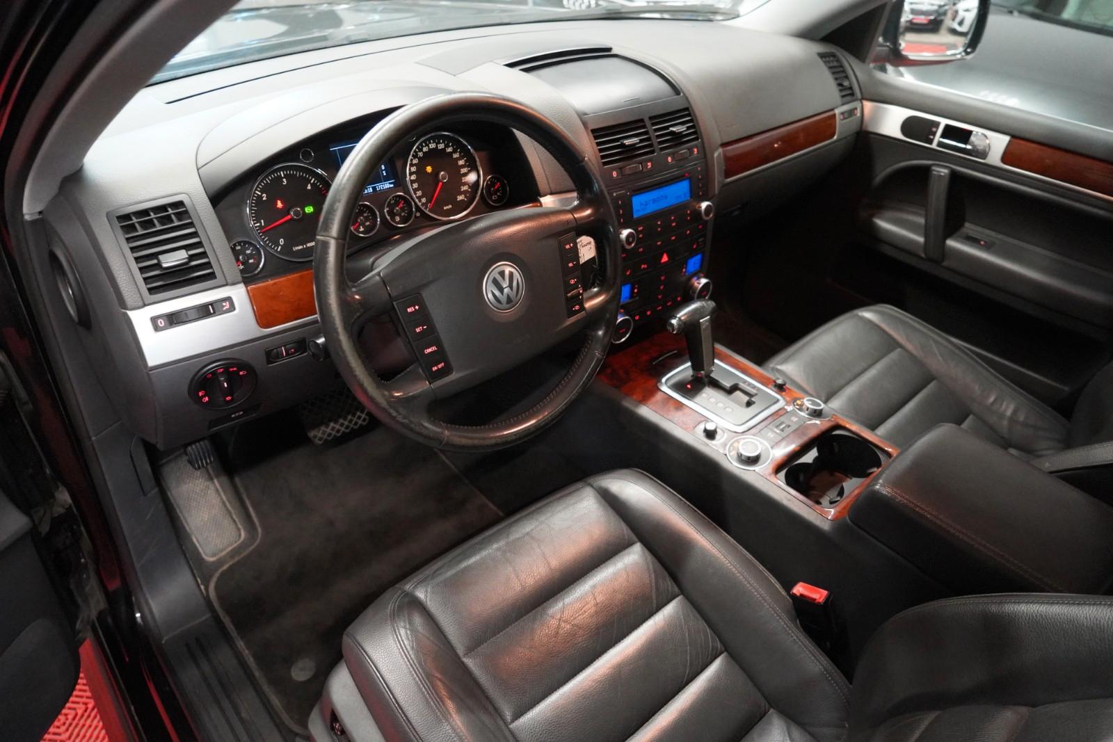 Volkswagen Touareg 2006 — photo 13