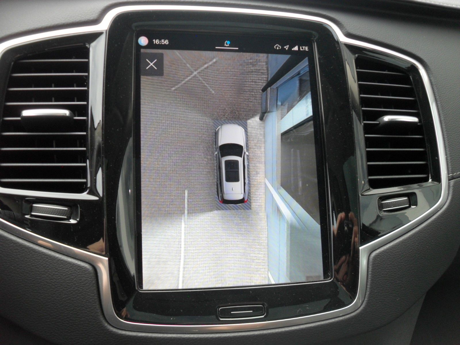 Fahrzeugabbildung Volvo XC 90 Ultimate Bright AWD