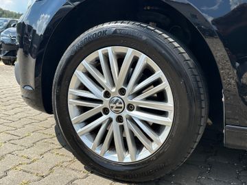 Volkswagen Touran - 9