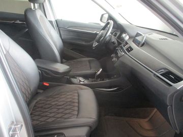 BMW X1 - 12