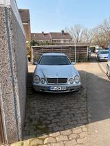 Mercedes-Benz Hiermit biete ich meinen Mercedes w208 an - Mercedes-Benz CLK 230 aus 1998