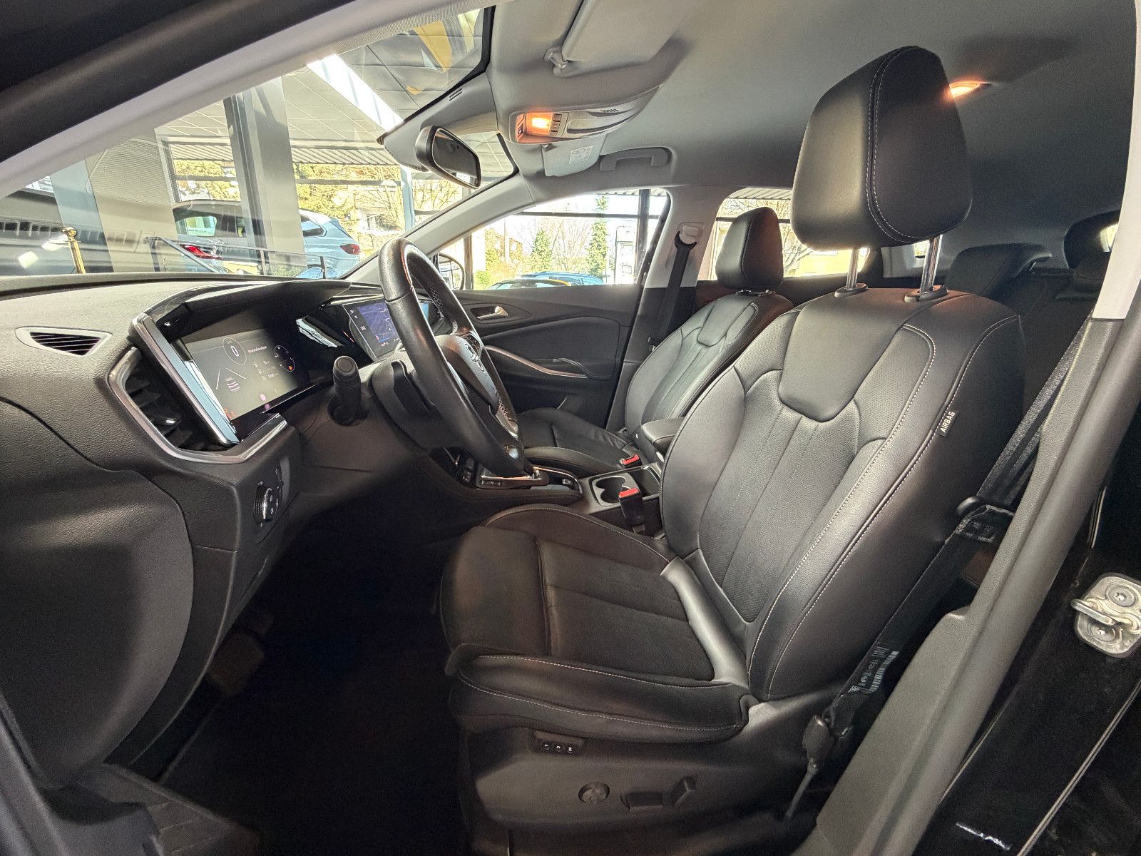 Fahrzeugabbildung Opel Grandland Ultimate/LEDER/KAMERA/ASSISTANC/LED/DI