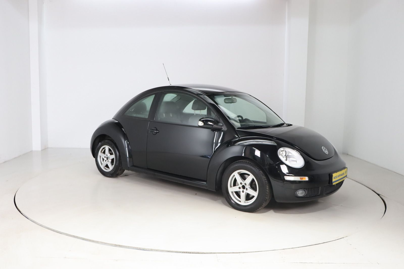 Fahrzeugabbildung Volkswagen New Beetle 2.0 * Sitzhzg. * Klima * HU/AU 07.27
