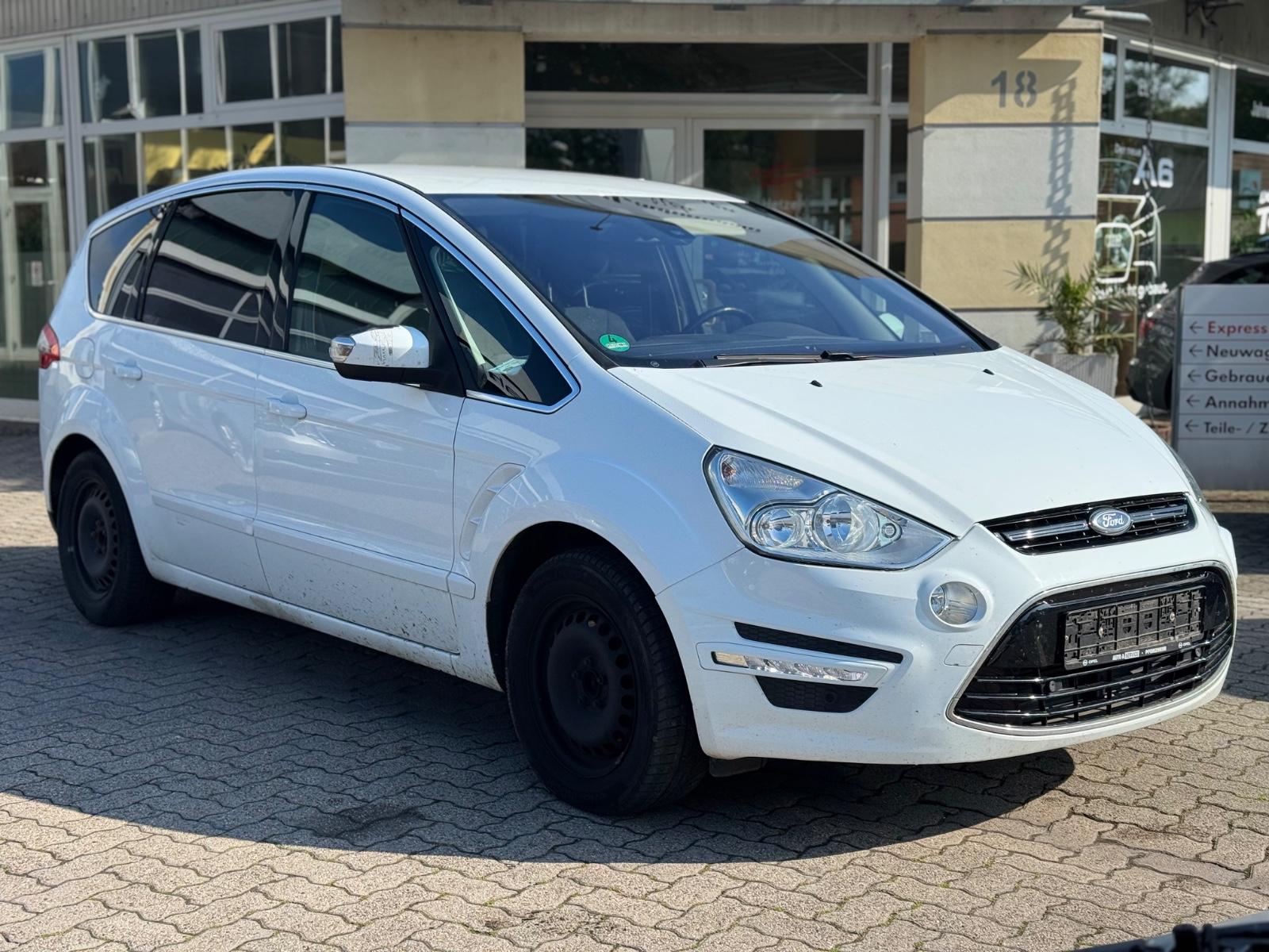 Ford S-Max S-MAX Titanium 7 Sitzer AHK