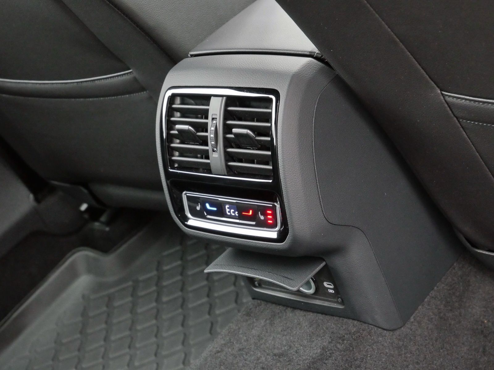 Volkswagen Arteon - Bild 18