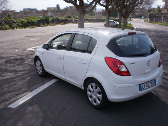 Opel Corsa 1.2 5 porte Cosmo GPL