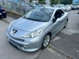 Peugeot 207 CC / Automatik / Leder - Peugeot 207 mit Benzin-Antrieb: Cabrio, Automatik