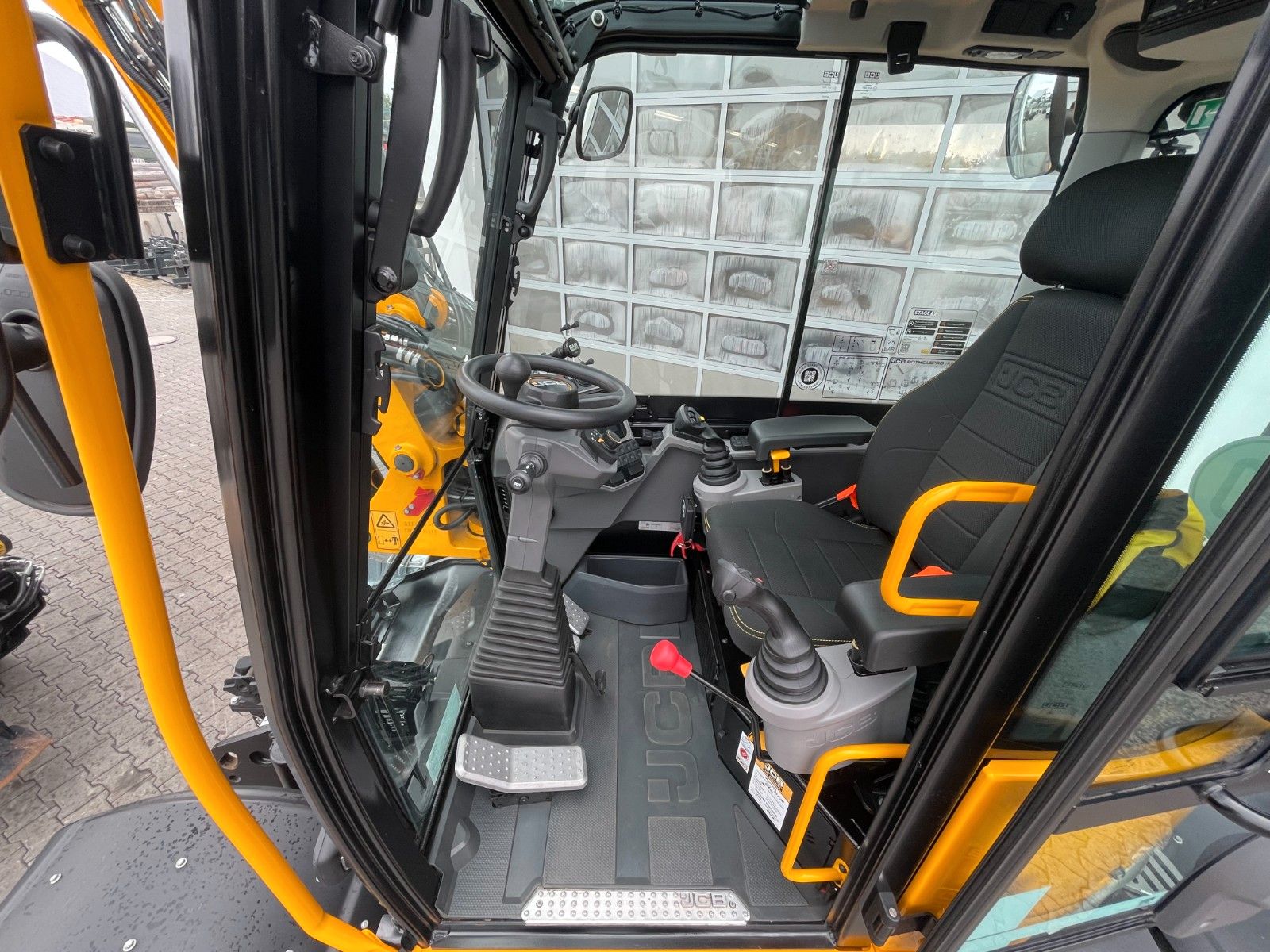 Fahrzeugabbildung JCB Hydradig 110W / POTHOLE PRO / nur 79h! / 2025