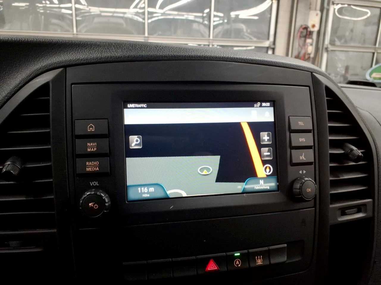 Fahrzeugabbildung Mercedes-Benz Vito 114 CDI Mixto Regal AHK Klima PARKTRONIC