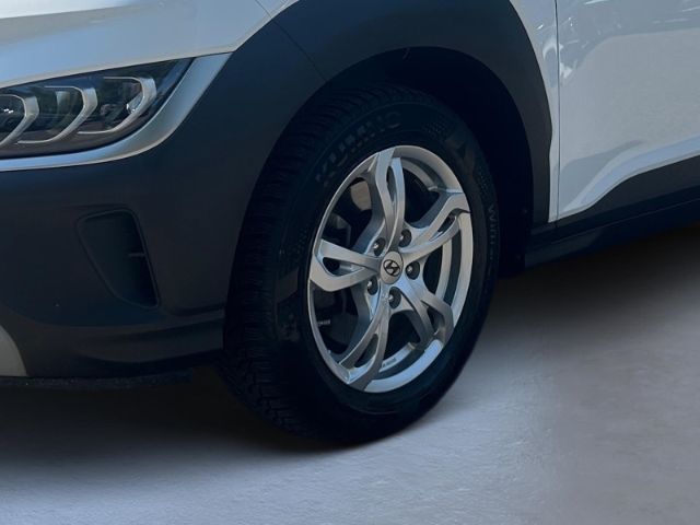 Fahrzeugabbildung Hyundai KONA Edition 30+ 2WD Navi Soundsystem LED Apple