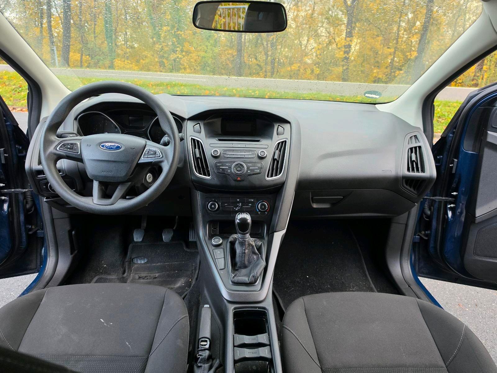 Ford Focus 2014 — photo 15