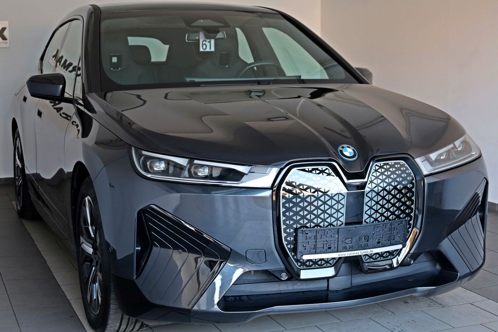 Fahrzeugabbildung BMW iX50 xDrive Sport Leder,Navi,Panorama Sky Lounge