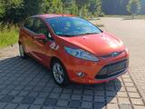 Ford Fiesta 1,25 60kW Titanium-SHZ-KLIMA-8fach Alu