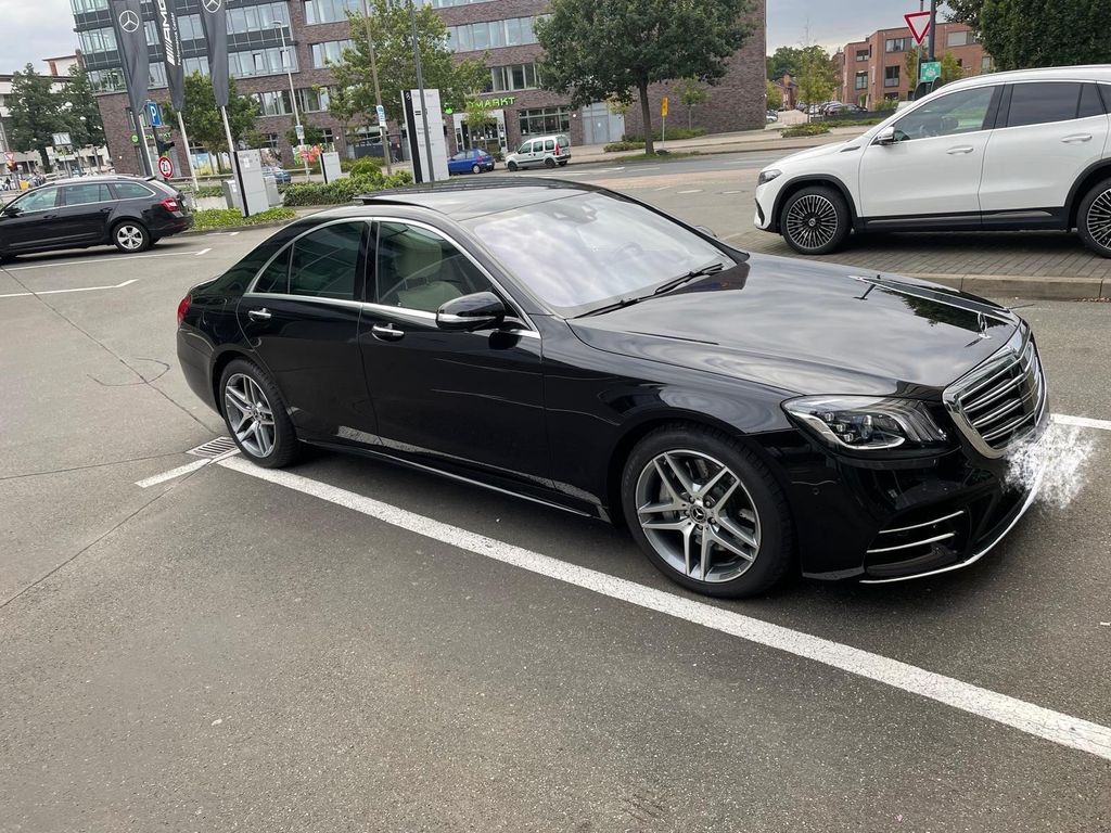 Image of Mercedes-Benz S 400