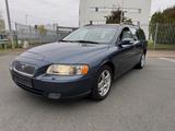 Volvo V70 Kombi 2.4 D Edition Comfort Scheckheft 2. Hd - blaue Volvo V70