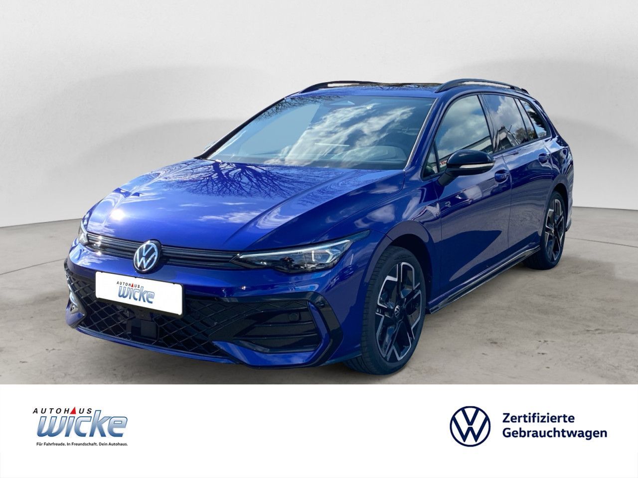 Volkswagen Golf VIII Variant 2.0 TSI DSG 4Motion R-Line NAV foto 1