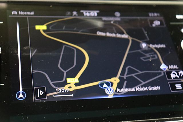 T-Roc Sport 1.5 TSI DSG ACC NAVI SHZ SPORTFW el.