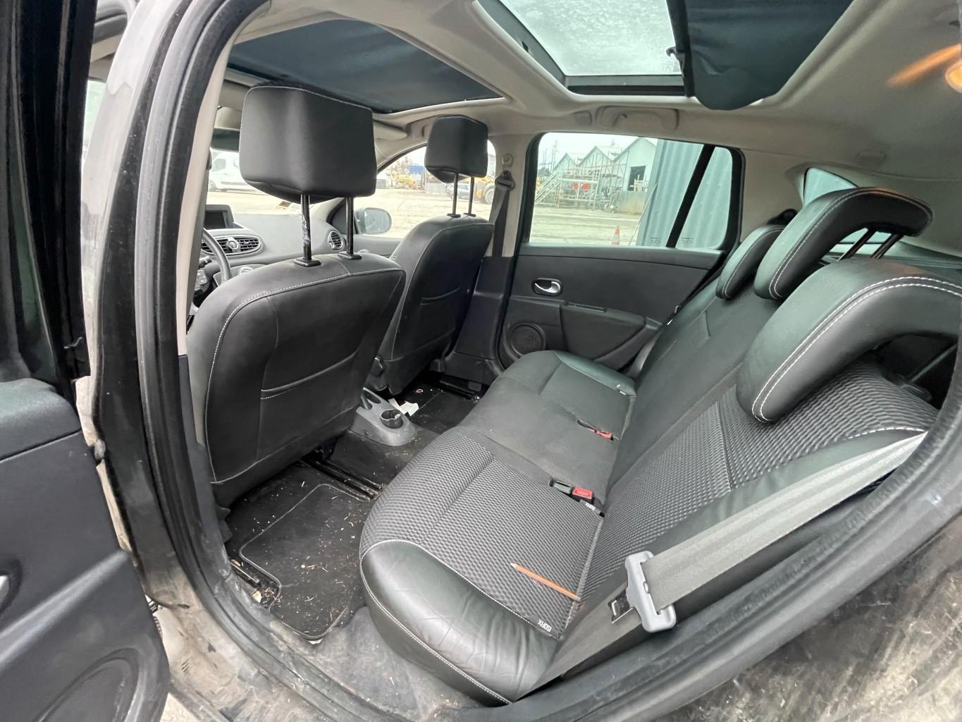 Renault Clio 2010 — photo 7
