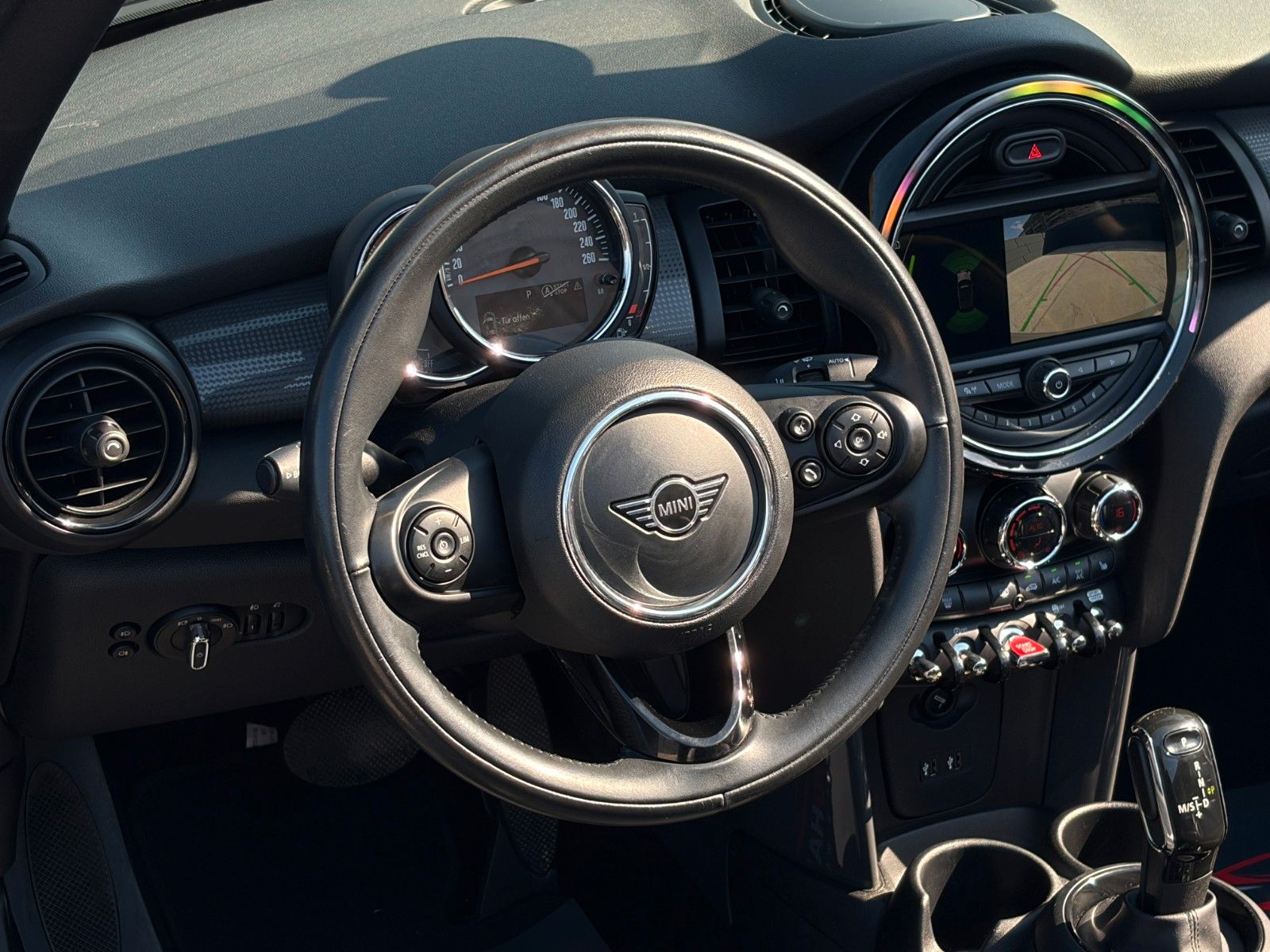 Fahrzeugabbildung MINI Cooper Cabrio SHZ PDC 2Z Klima Navi CarPlay LED