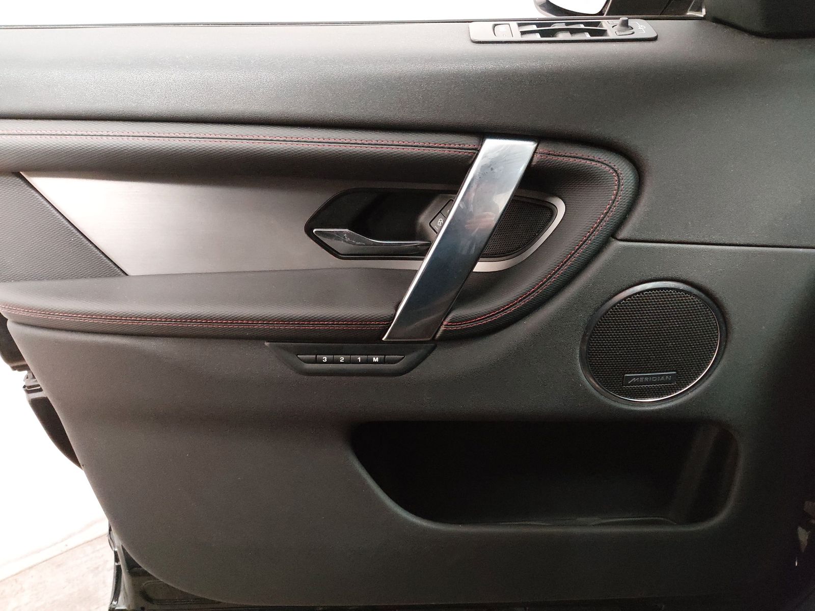 Land Rover Discovery Sport R-Dynamic Leder Navi LED Sound foto 5