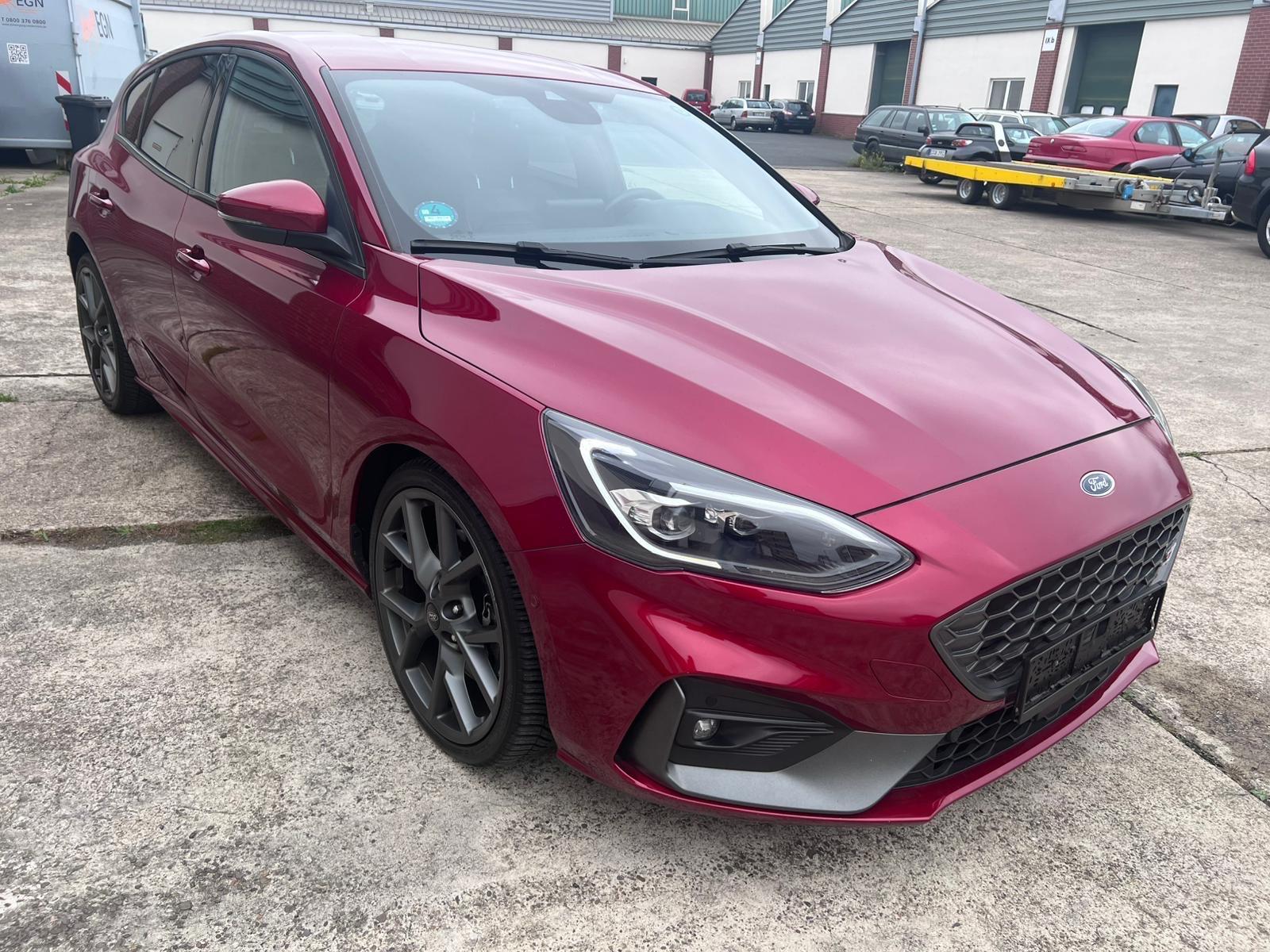 Ford Focus Lim. ST - 710