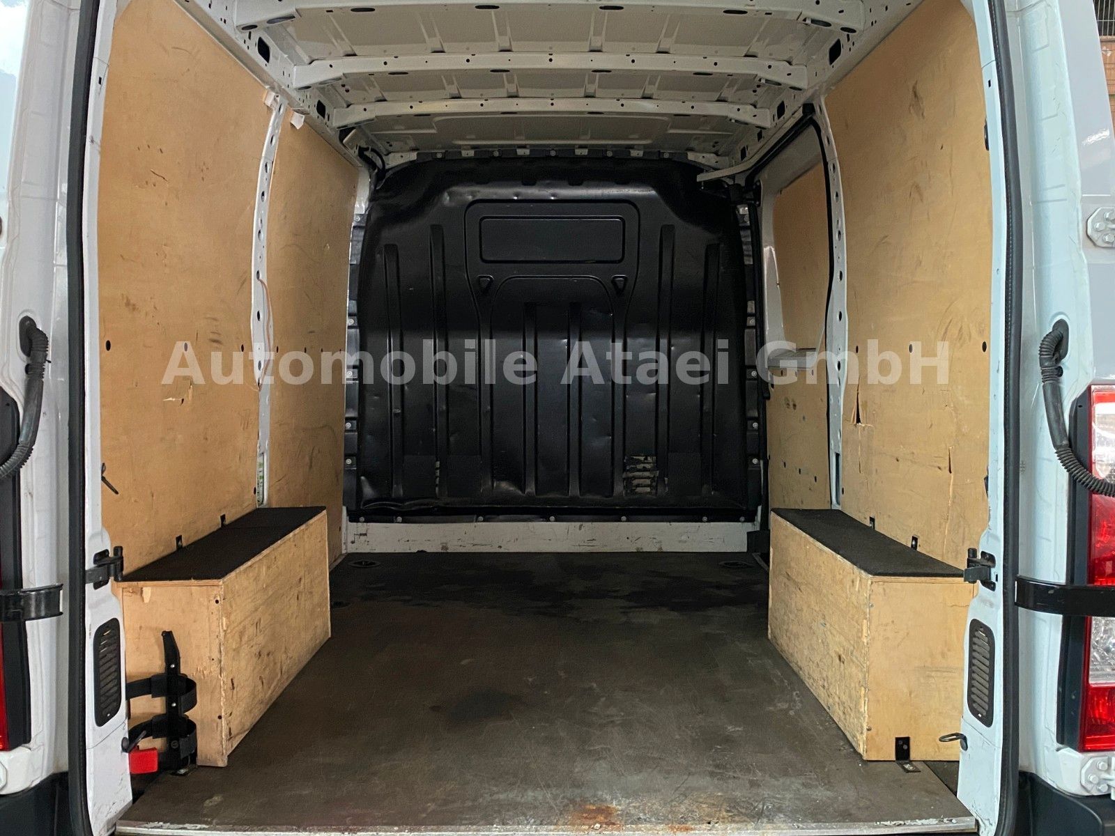 Fahrzeugabbildung Opel Movano L1H1 3,5t KLIMA+ 1.HAND+ PDC (8153)