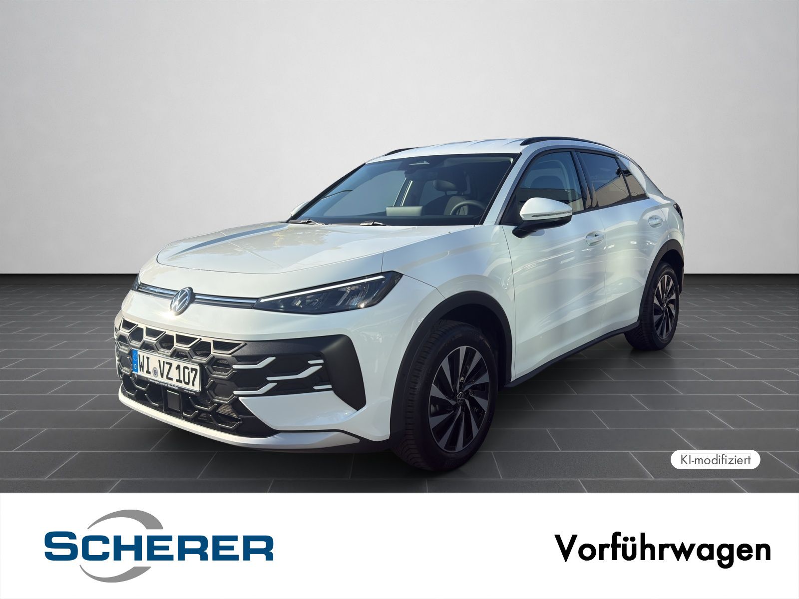 Volkswagen T-Roc Life 1.5 eTSI DSG ENERGY GANZJR AHK