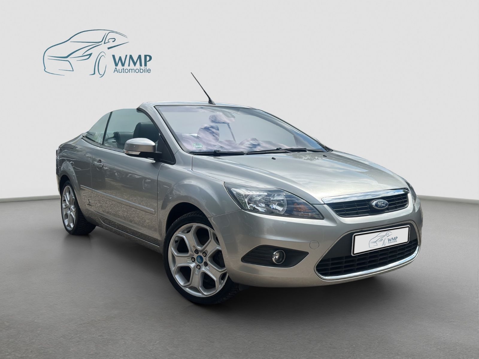 Fahrzeugabbildung Ford Focus Cabrio Titanium/Leder/AHK/SHZ/PDC/