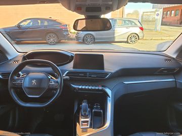 Peugeot 3008 - 11