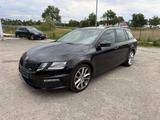 Skoda Octavia Combi 2.0 TDI RS I Ambiente I Navi - Skoda Octavia: Ambiente