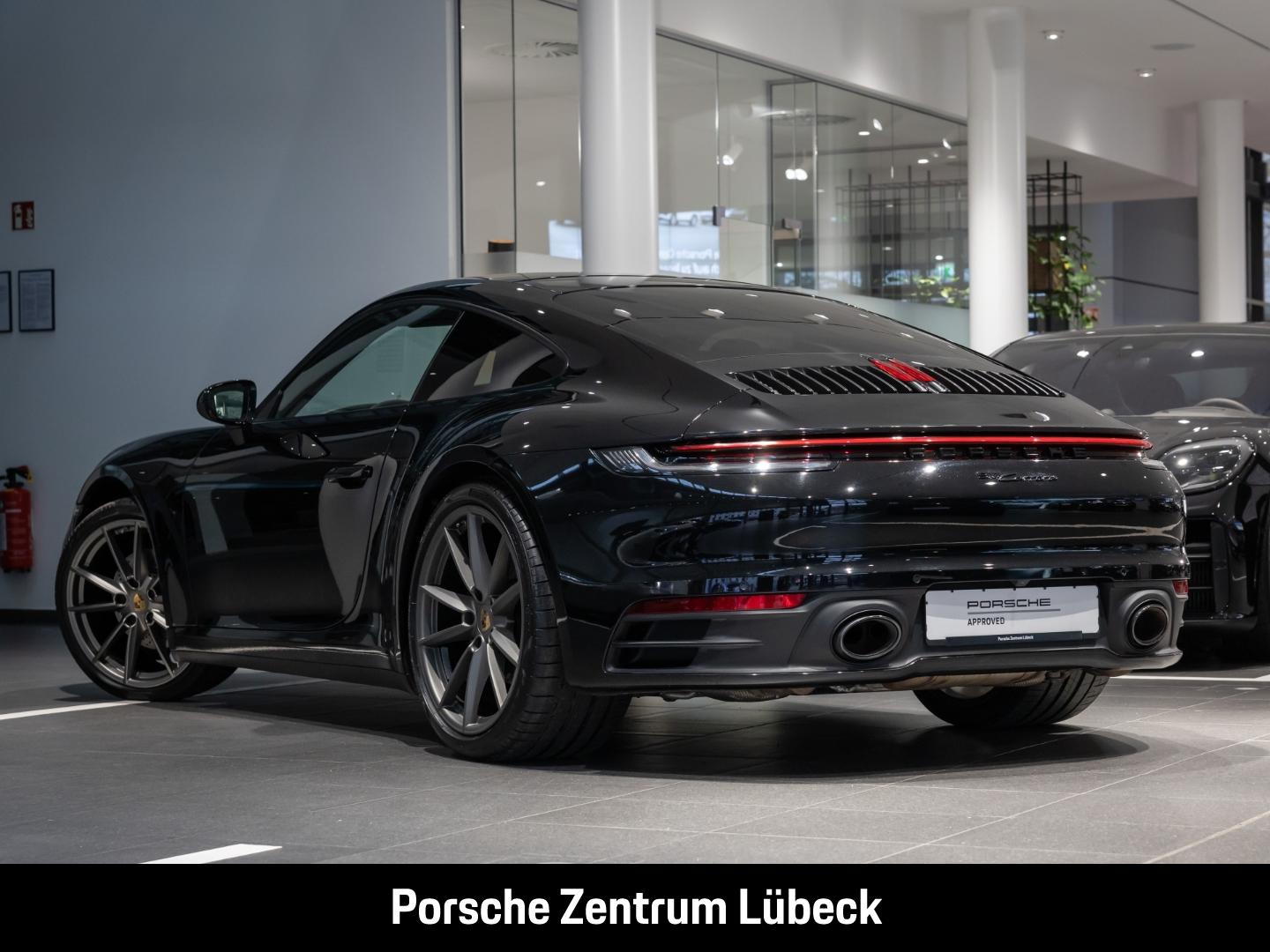 Porsche 992 911 Carrera Sportabgas Sitzbelüftung 21-Zoll