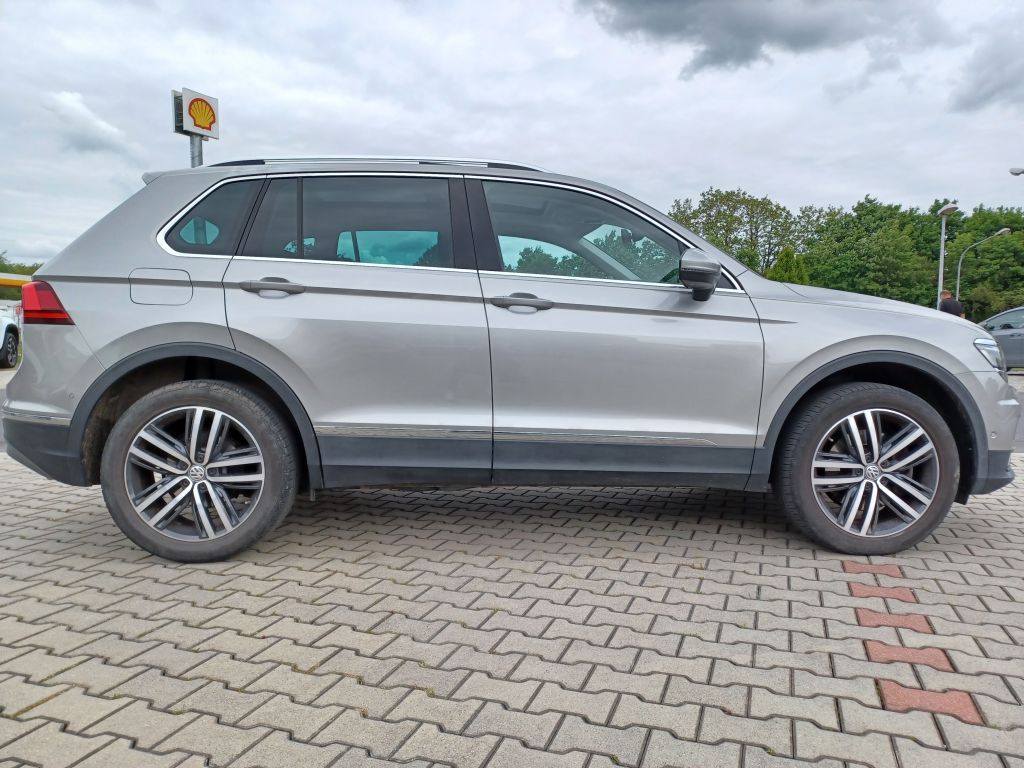 Fahrzeugabbildung Volkswagen Tiguan 2.0 TDi 4 Motion Highline ACC,Navi, AHZV