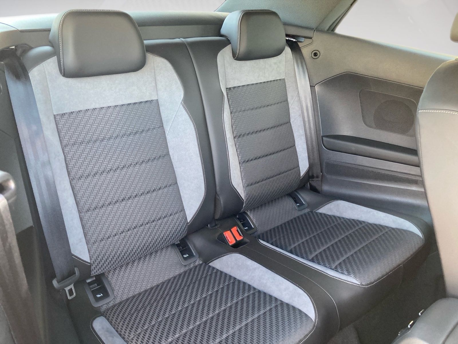 Volkswagen T-Roc - Bild 14