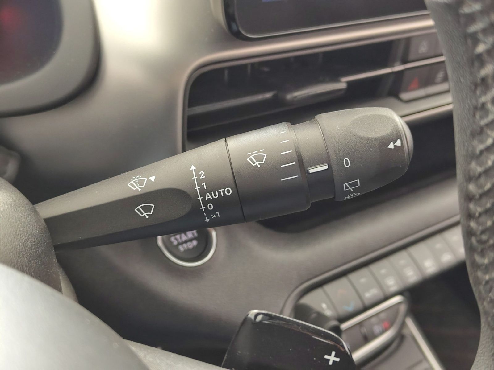JEEP Avenger  1.2 MHEV Altitude JBL ACC LED – Bild 40