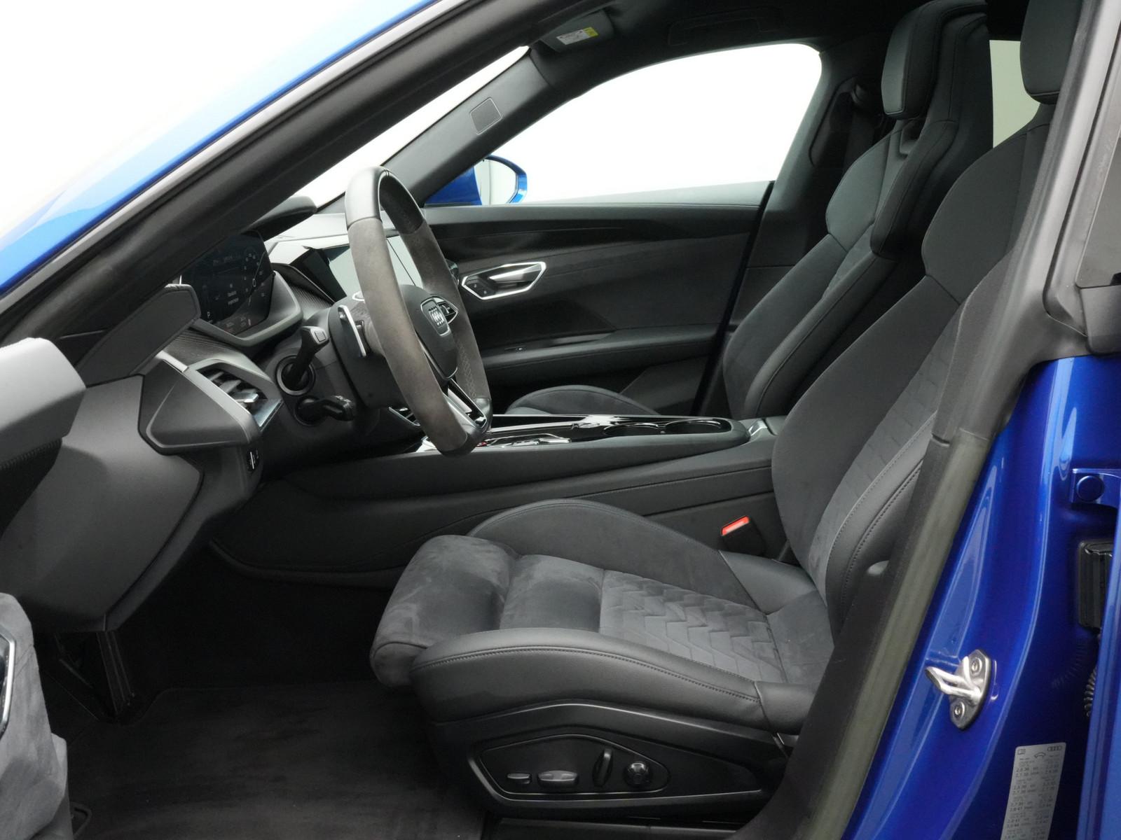 Audi e-tron GT PANO MATRIX ACC CARBON NAVI B&O 360°