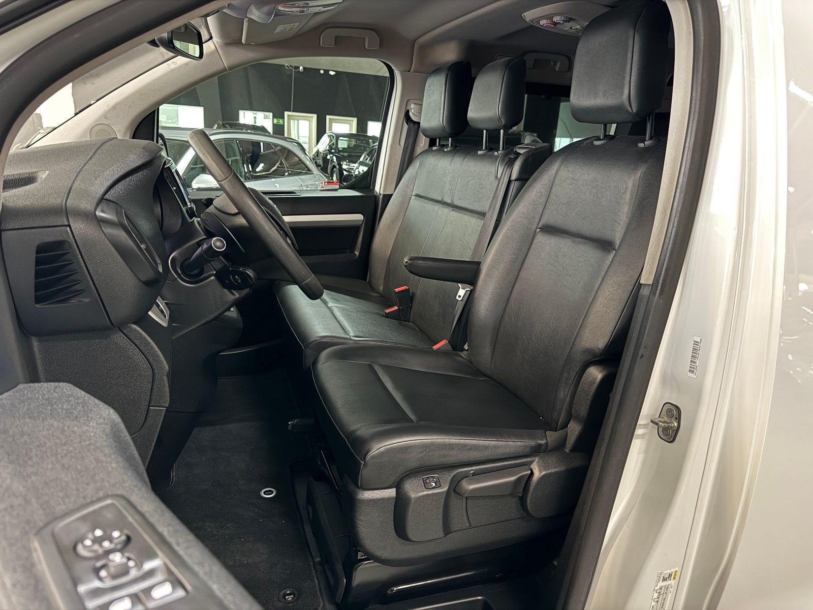 Fahrzeugabbildung Toyota Proace Verso L2 Shuttle Comfort Automatik Voll