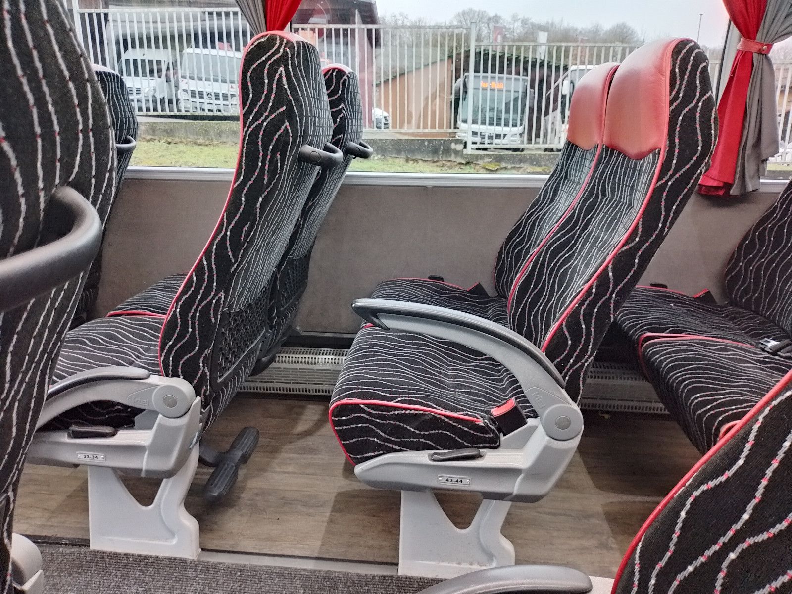 VANHOOL  2019 - Image 29 of 50