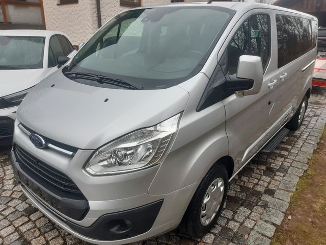 Ford Tourneo Custom 310 L2 Titanium    NAVI+PDC+KLIMA