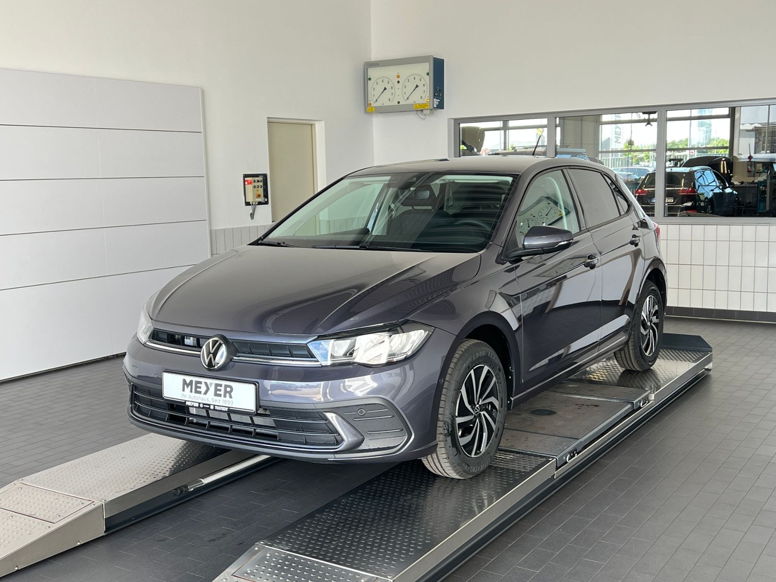 Fahrzeugabbildung Volkswagen Polo Life 1.0 TSI DSG *LED, ACC, Ready2Discover,