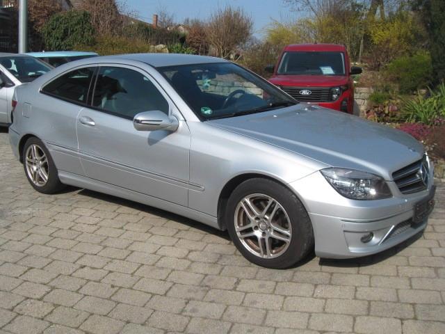 Mercedes-Benz CLC 200 Coupe,,Klima,,SHZ,,PDC..123-Km,,TÜV-Neu!