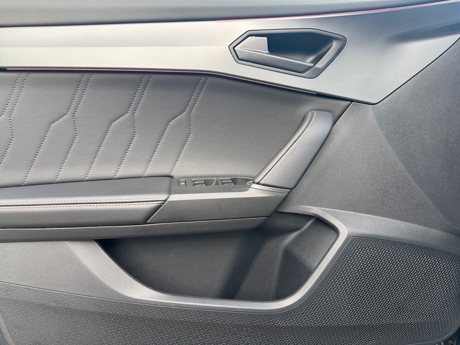 Fahrzeugabbildung CUPRA Formentor 1.5 TSI