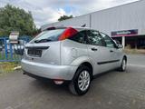 Ford Focus 1.6 Trend - Ford Focus aus 2000: 1.6