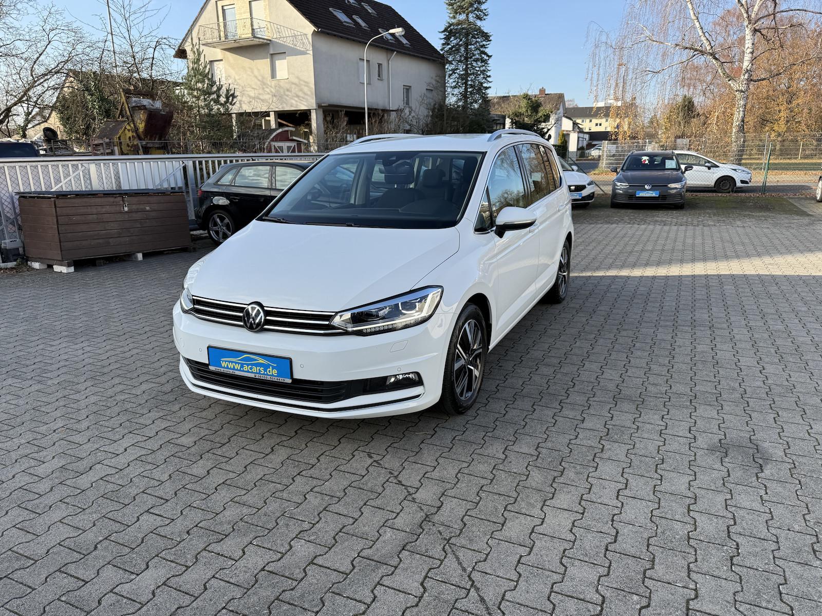 Volkswagen Touran Highl 2,0 TDI SCR Navi LED ACC Kamera TWA