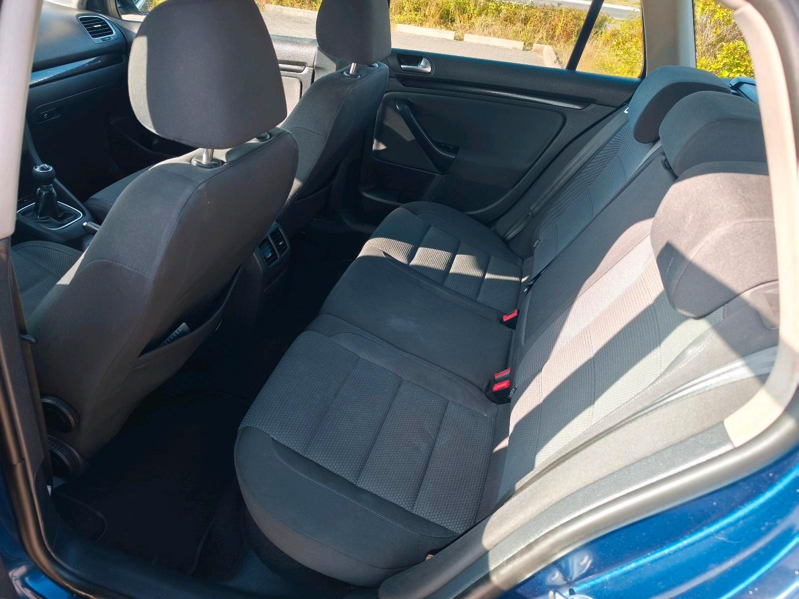 Volkswagen Golf 2011 — photo 11