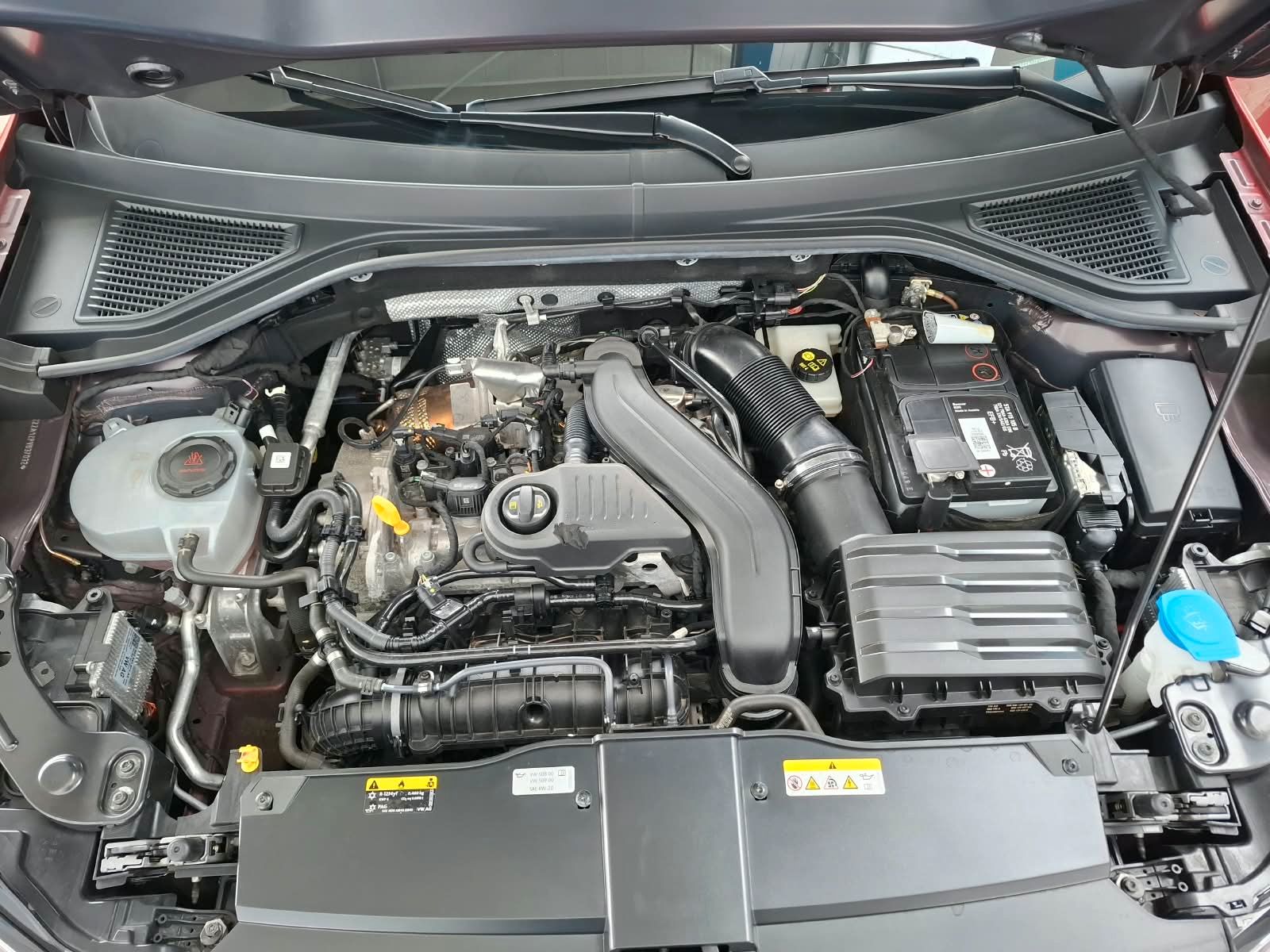 Fahrzeugabbildung Volkswagen T-Roc Style 1,5 TSI DSG +ACC+LED+IQ.Drive+Kamera