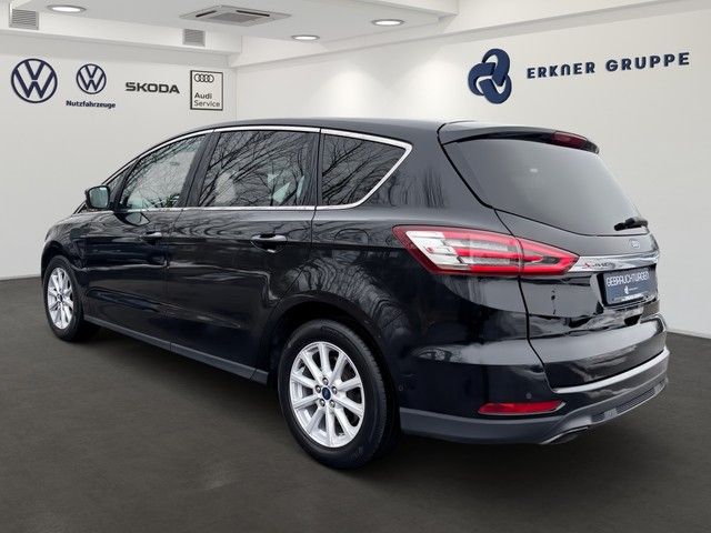 Fahrzeugabbildung Ford S-MAX 2.0Eco Boost Titanium PANO+LED+PARKLENK+AC