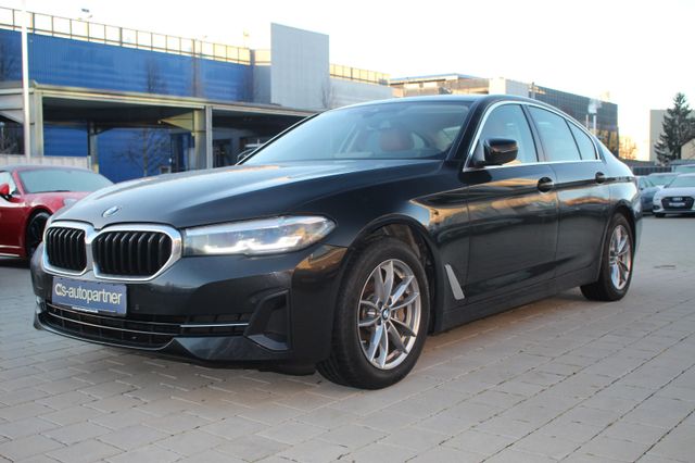 BMW 530 dA xDrive Lim.*LEDER-AHK-BUSINESS-KAMERA*