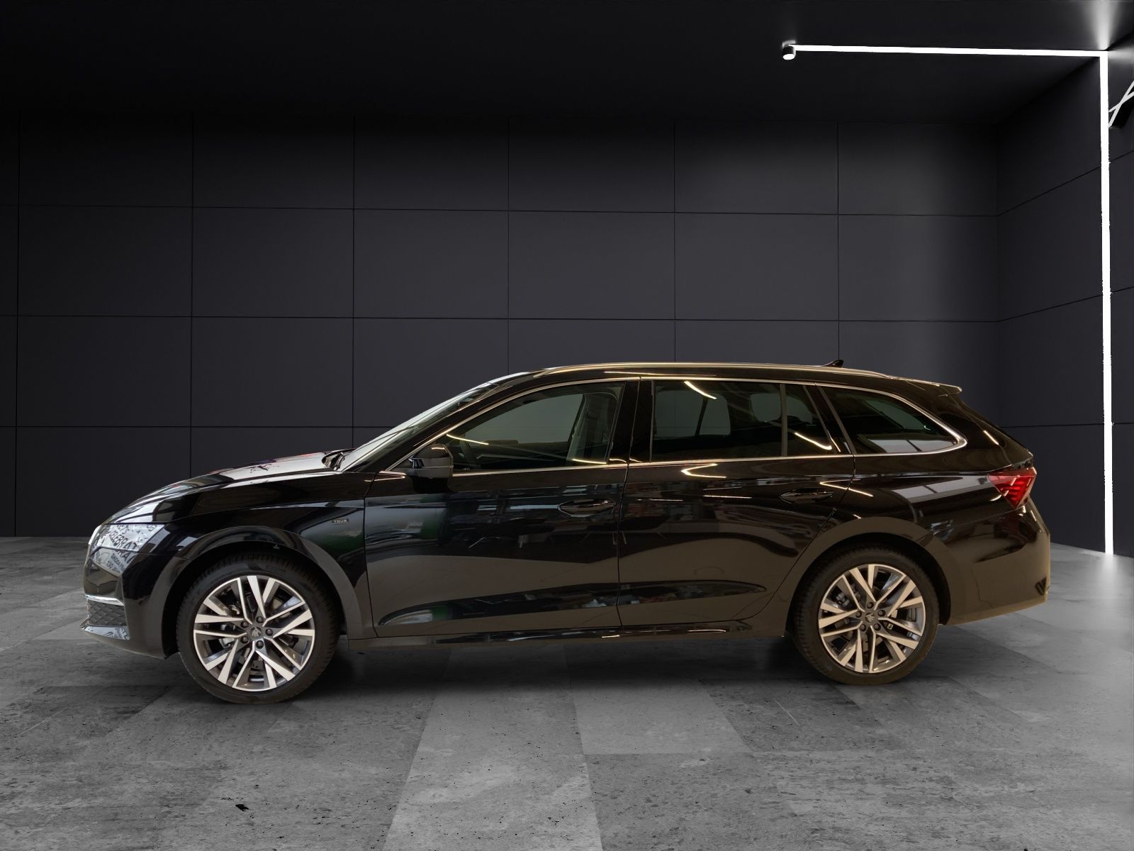 Fahrzeugabbildung SKODA Octavia Combi TDI TOUR DSG ACC MATRIX AHZV